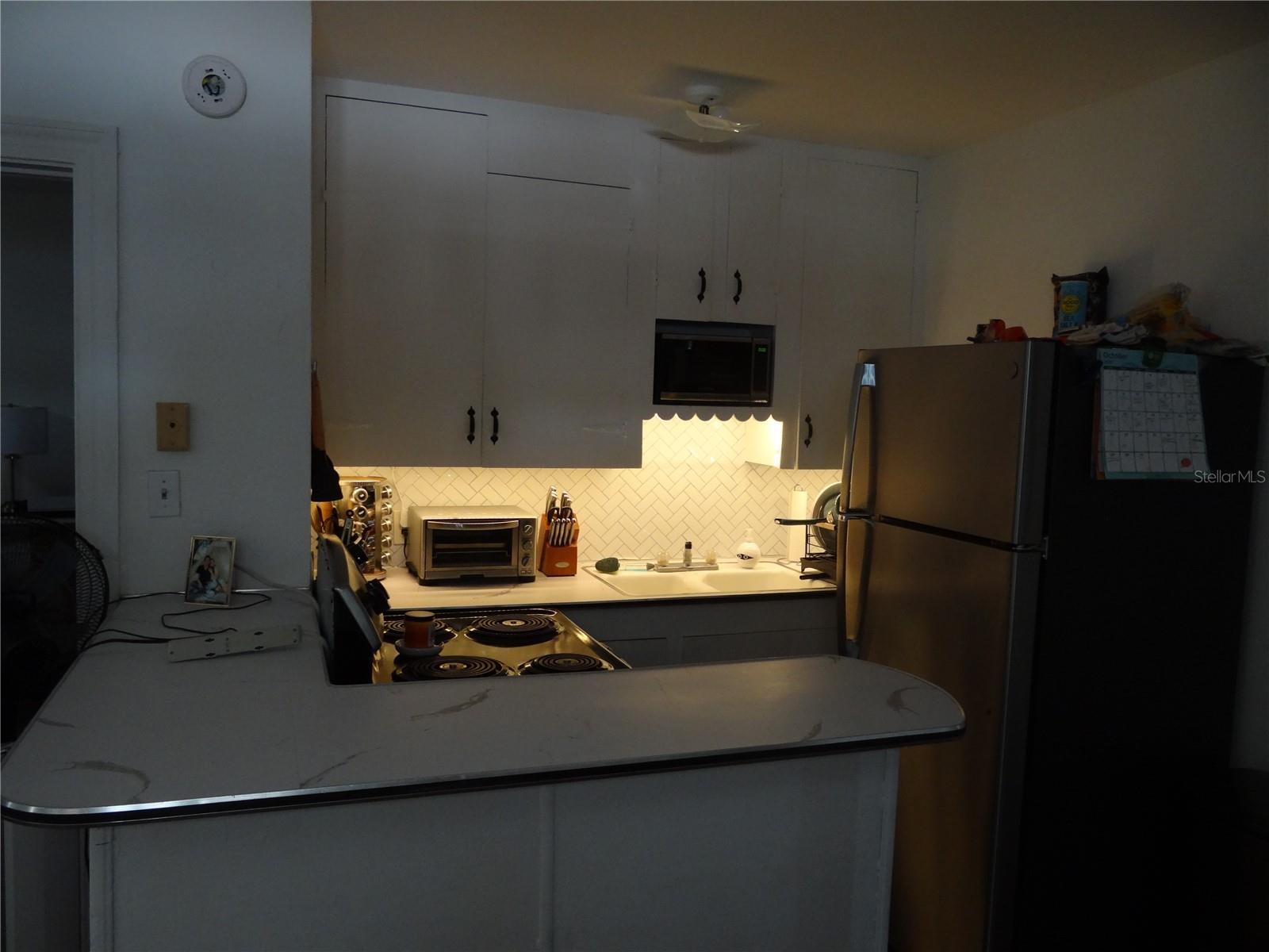 MADEIRA SHORES SUB - Residential Lease