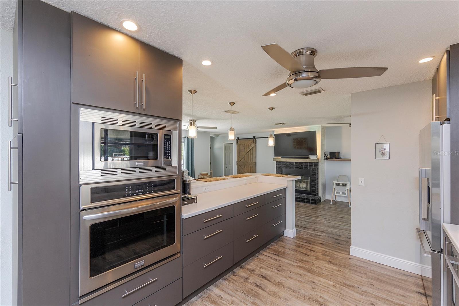 LAKE BERESFORD PALMS - Residential