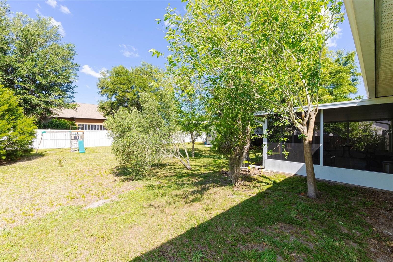 LAKE BERESFORD PALMS - Residential