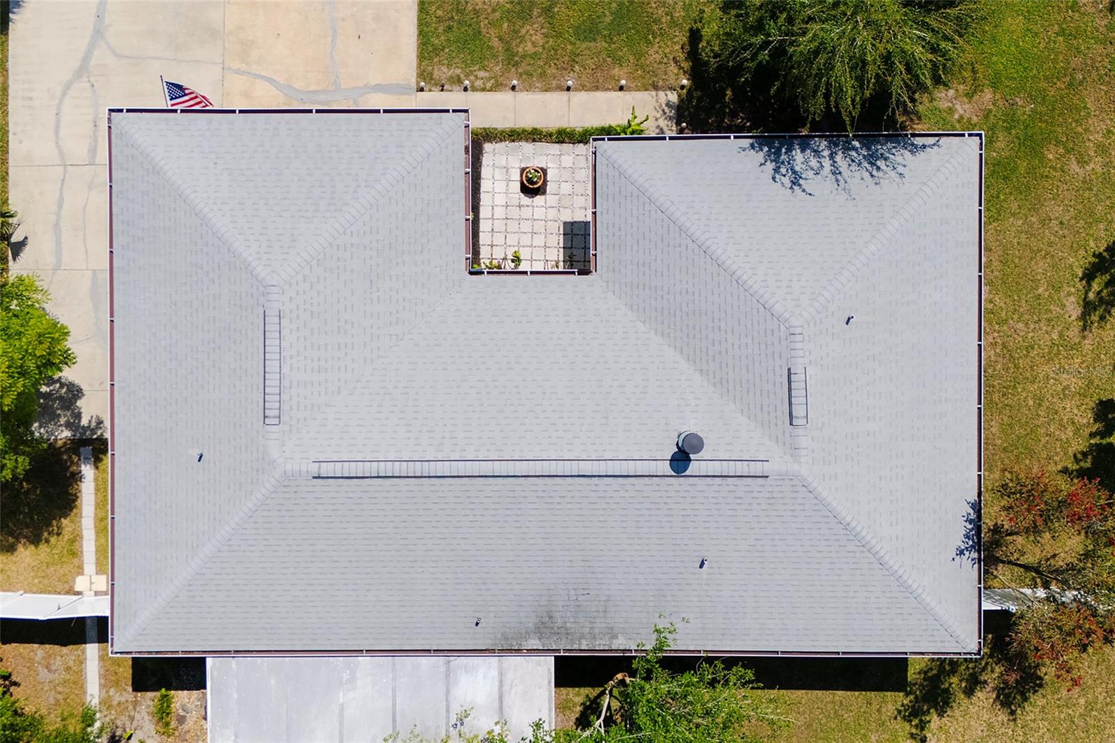 LAKE BERESFORD PALMS - Residential