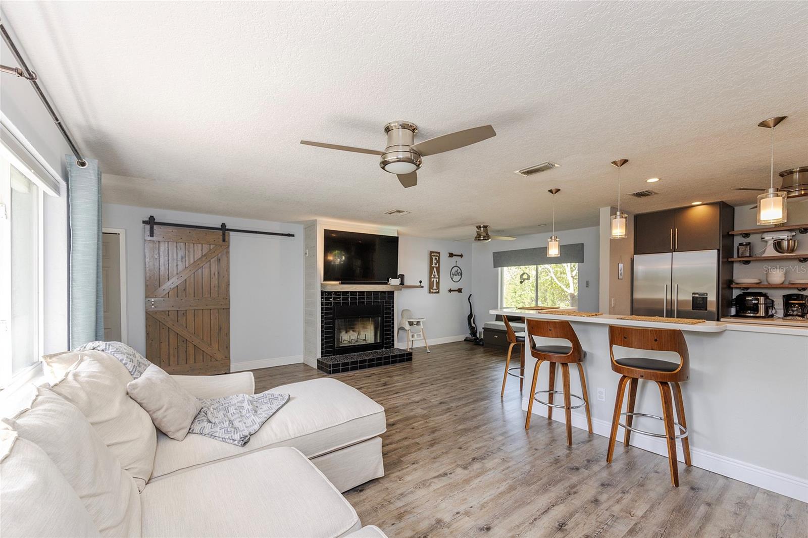 LAKE BERESFORD PALMS - Residential