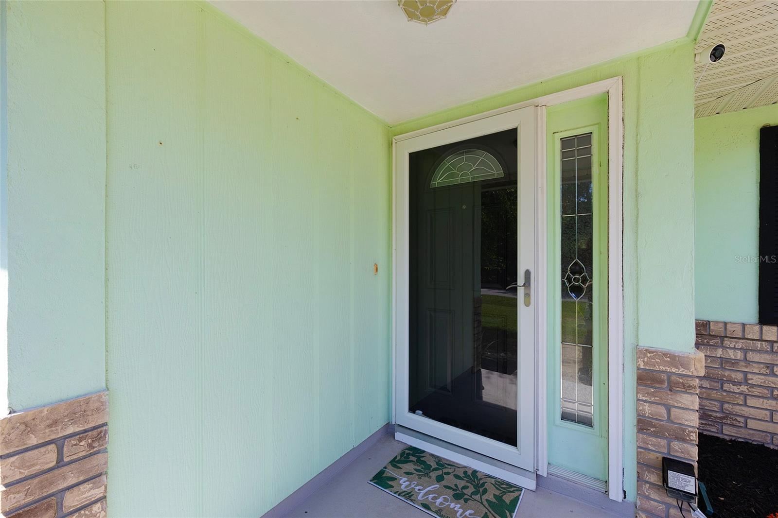 1734 SANTIAGO STREET