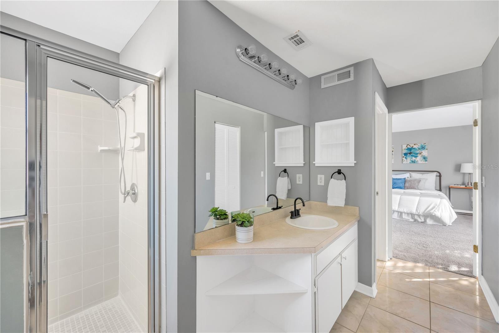 PROVIDENCE LAKES UNIT IV PH - Residential