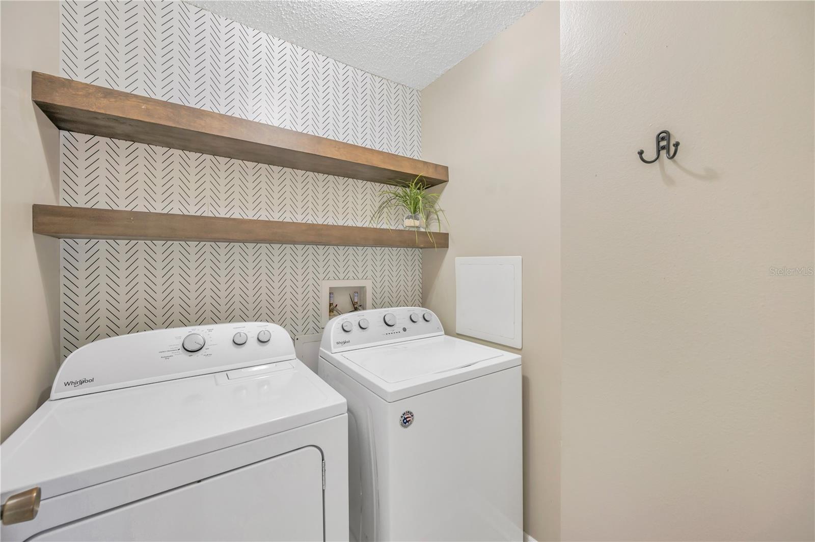 PROVIDENCE LAKES UNIT IV PH - Residential