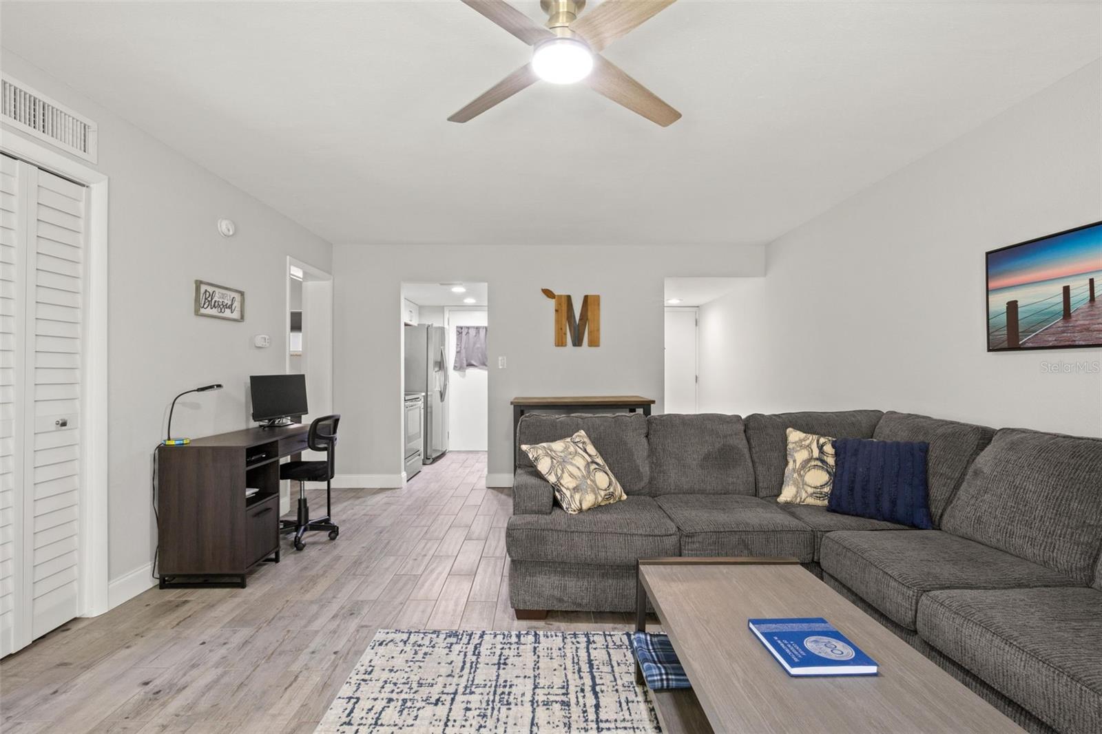 1147 KING ARTHUR COURT 204