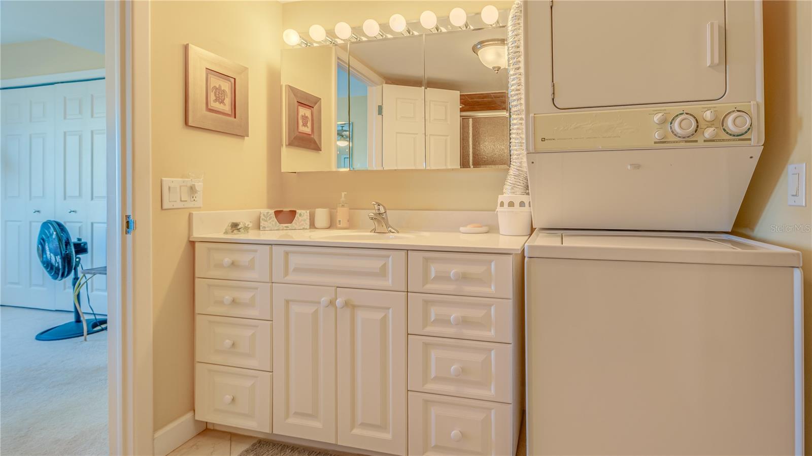 BAYWAY ISLES POINT BRITTANY FOUR - Residential