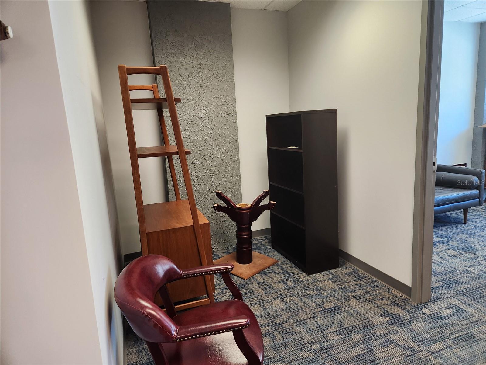GRAND CENTRAL AT KENNEDY OFFIC - Commercial Sale