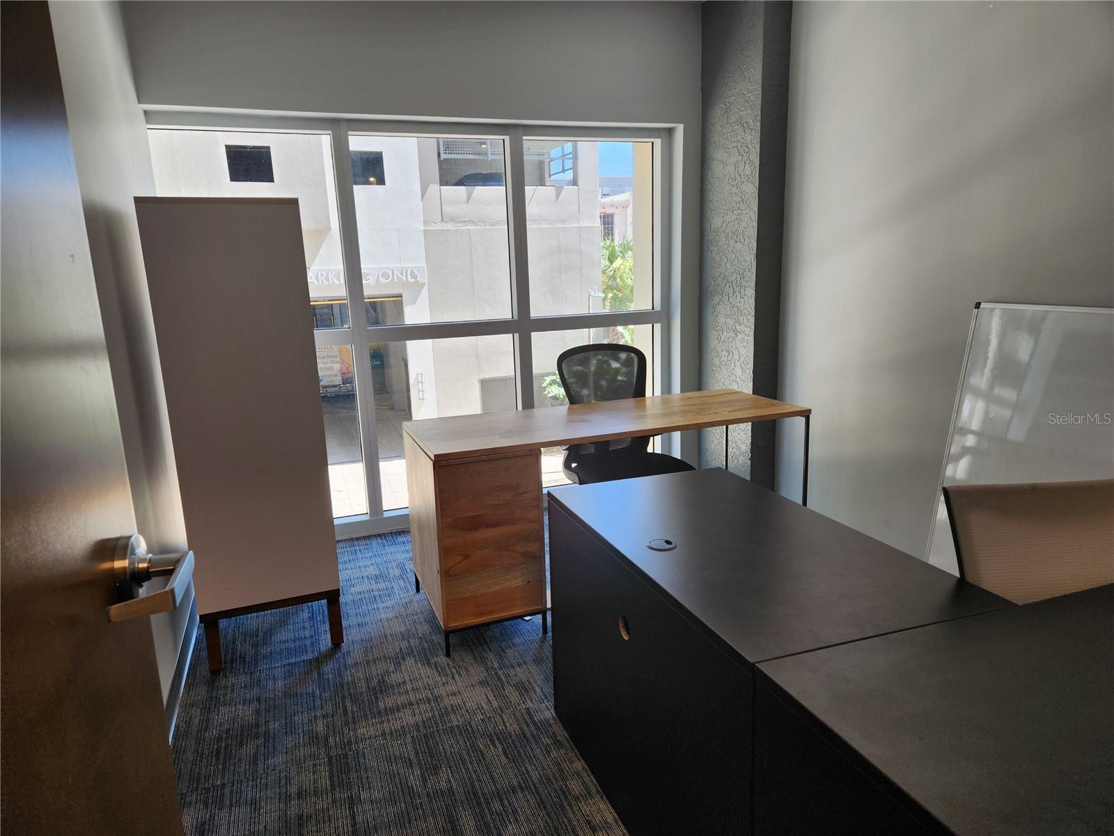 GRAND CENTRAL AT KENNEDY OFFIC - Commercial Sale