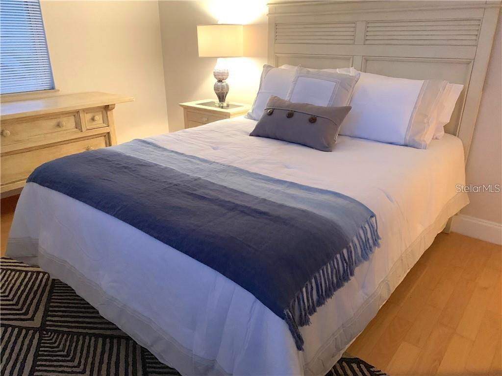 BAY STREET TWNHMS CONDO - Residential Lease