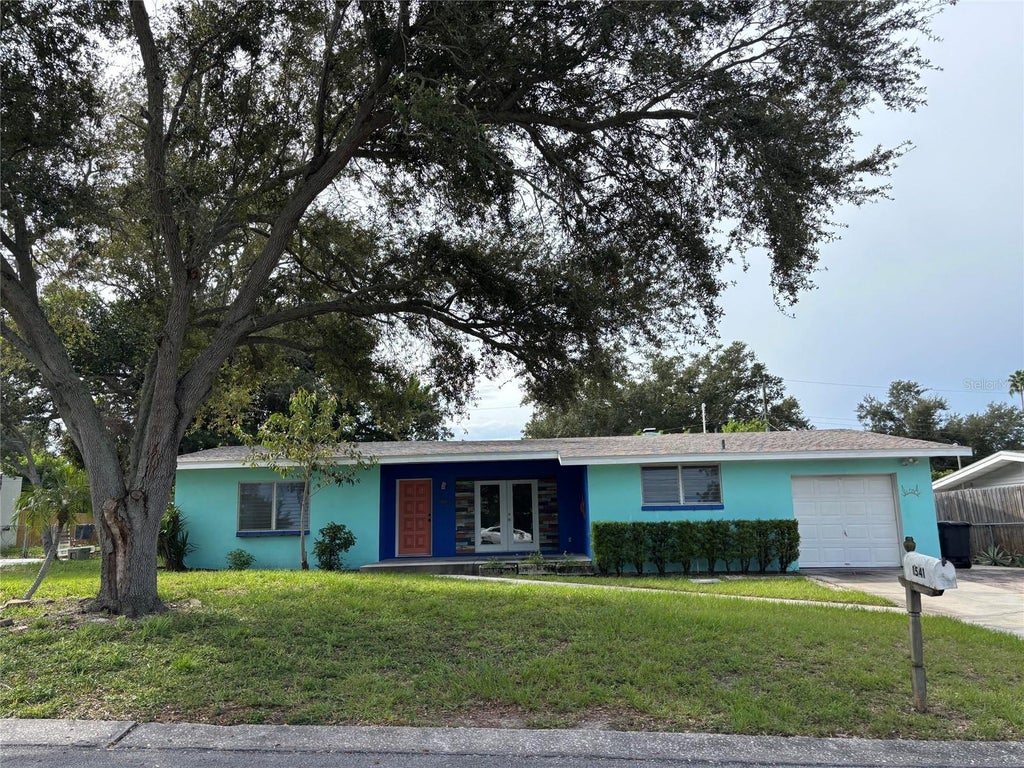 Photo of 1541 Bonair Street, Clearwater, FL 33755 (MLS # TB8553683)
