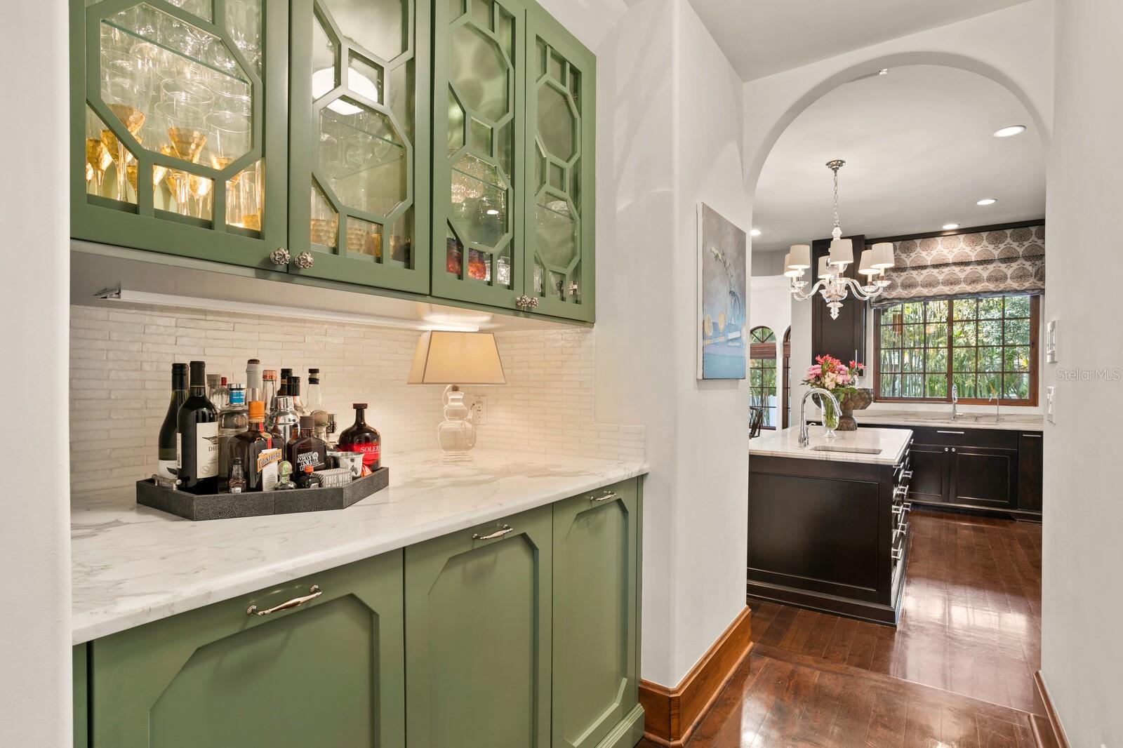 DAVIS ISLANDS PB10 PG52 TO 57 - Residential