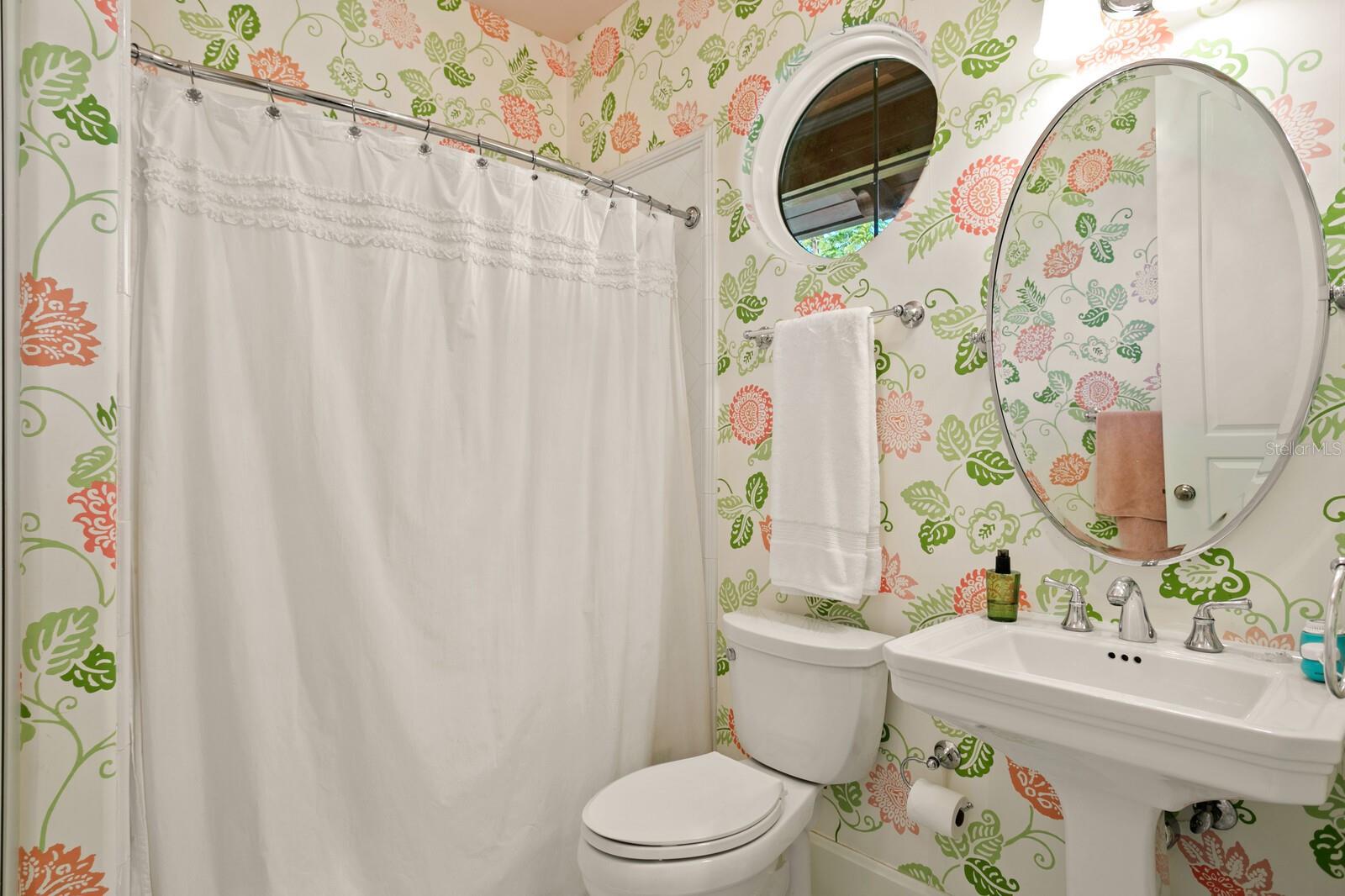 DAVIS ISLANDS PB10 PG52 TO 57 - Residential