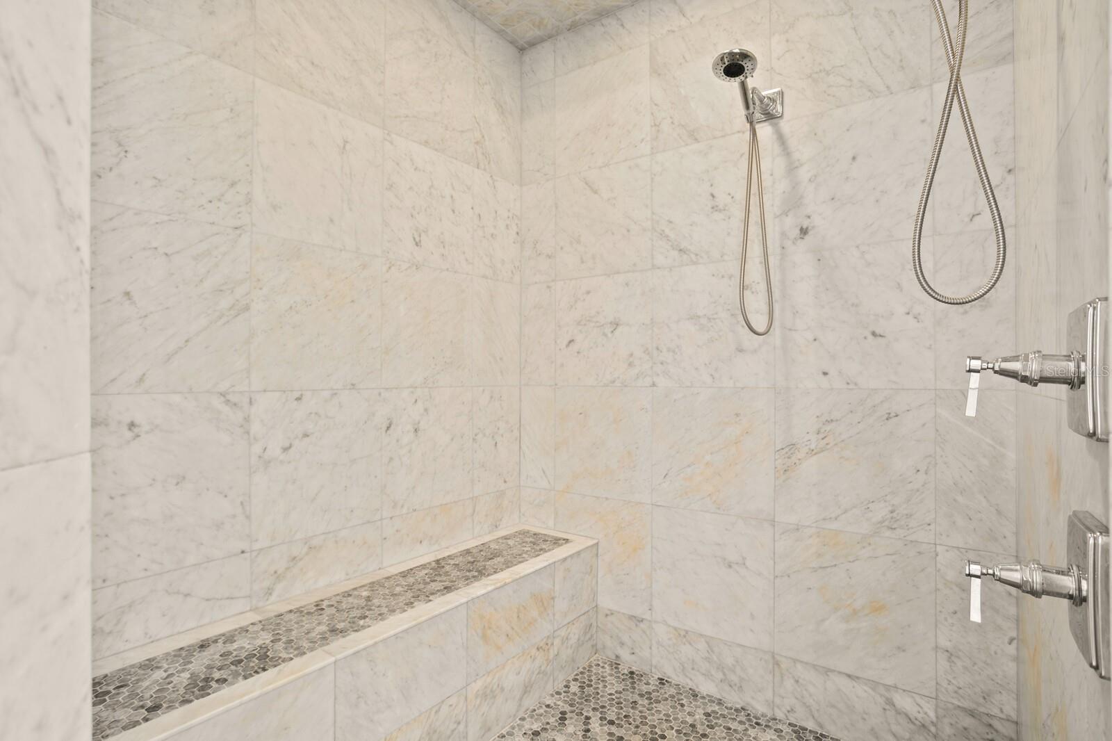 DAVIS ISLANDS PB10 PG52 TO 57 - Residential