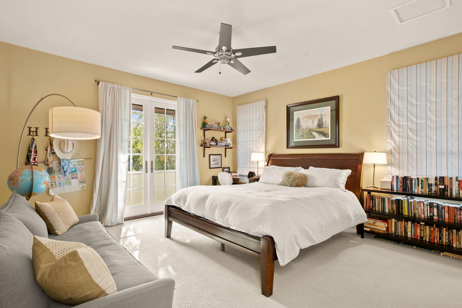 DAVIS ISLANDS PB10 PG52 TO 57 - Residential