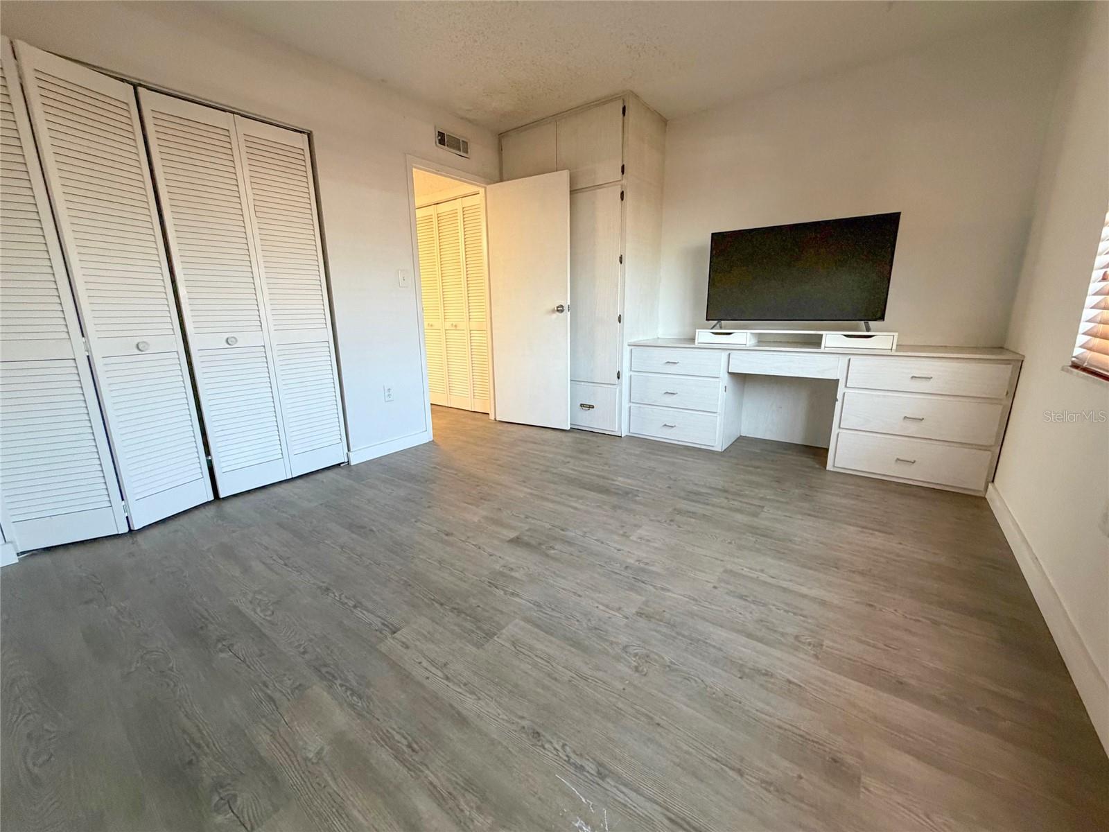 TRADEWINDS CONDO - Residential