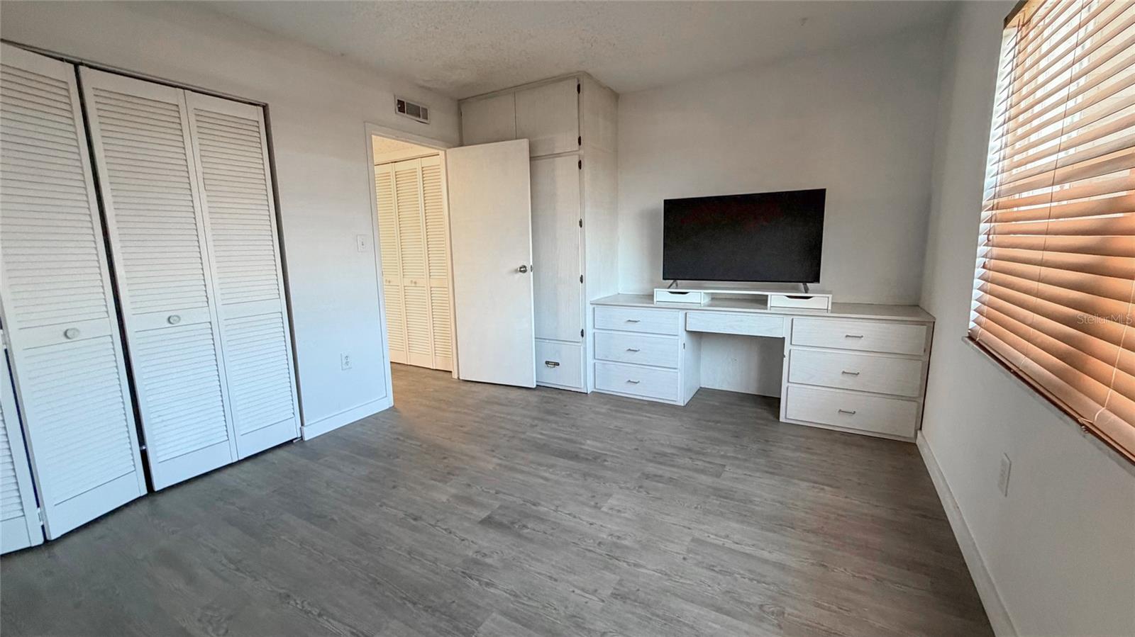 TRADEWINDS CONDO - Residential