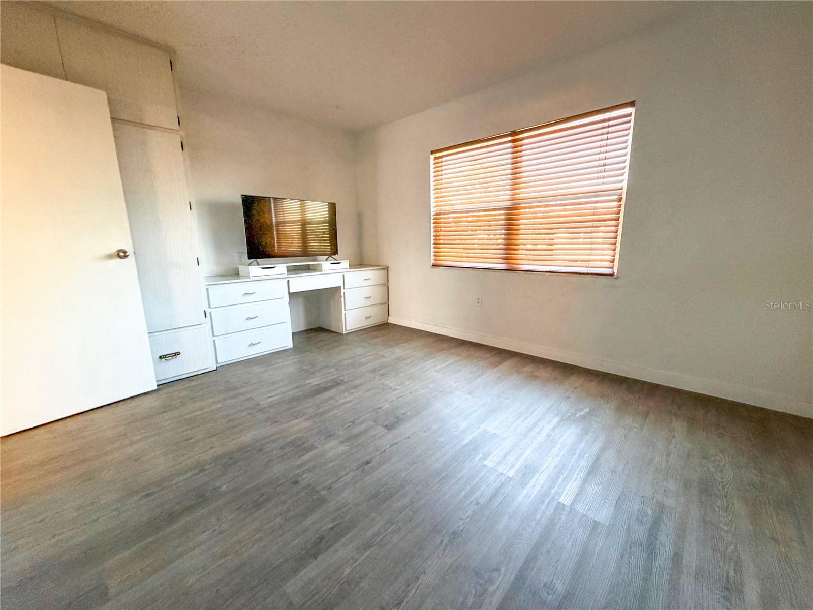 TRADEWINDS CONDO - Residential