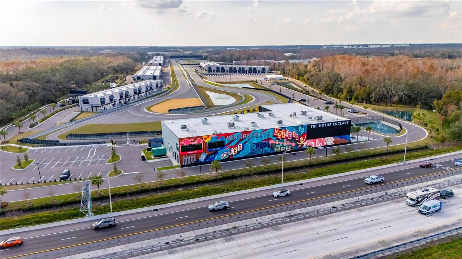 MOTOR ENCLAVE PH 1 - Commercial Sale