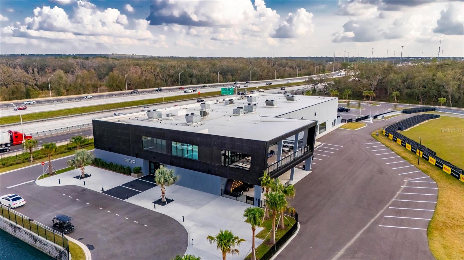 MOTOR ENCLAVE PH 1 - Commercial Sale