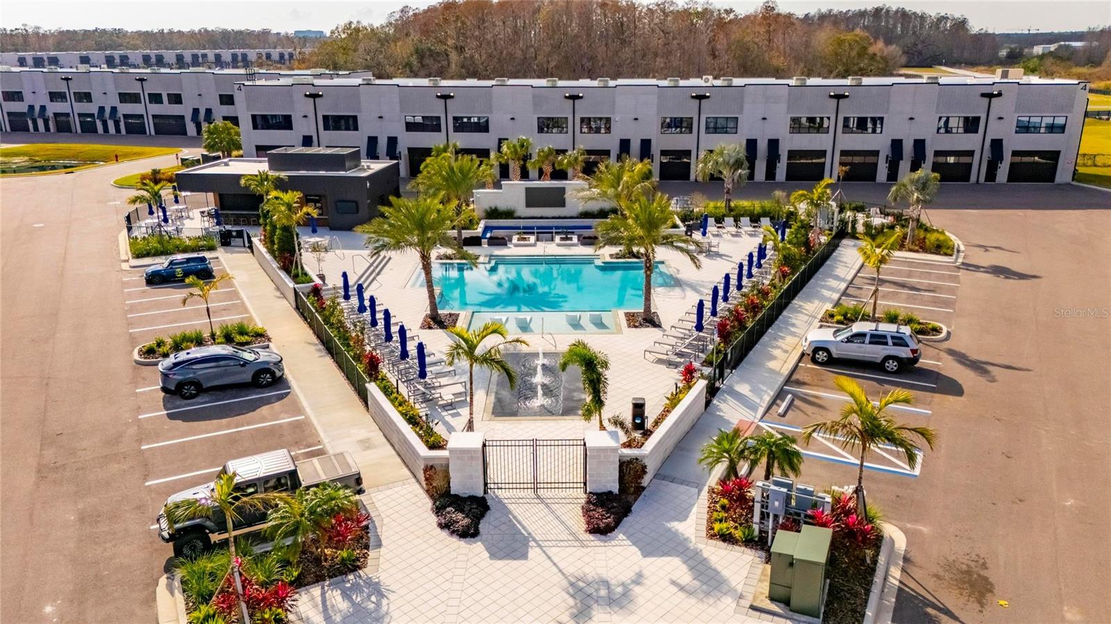 MOTOR ENCLAVE PH 1 - Commercial Sale