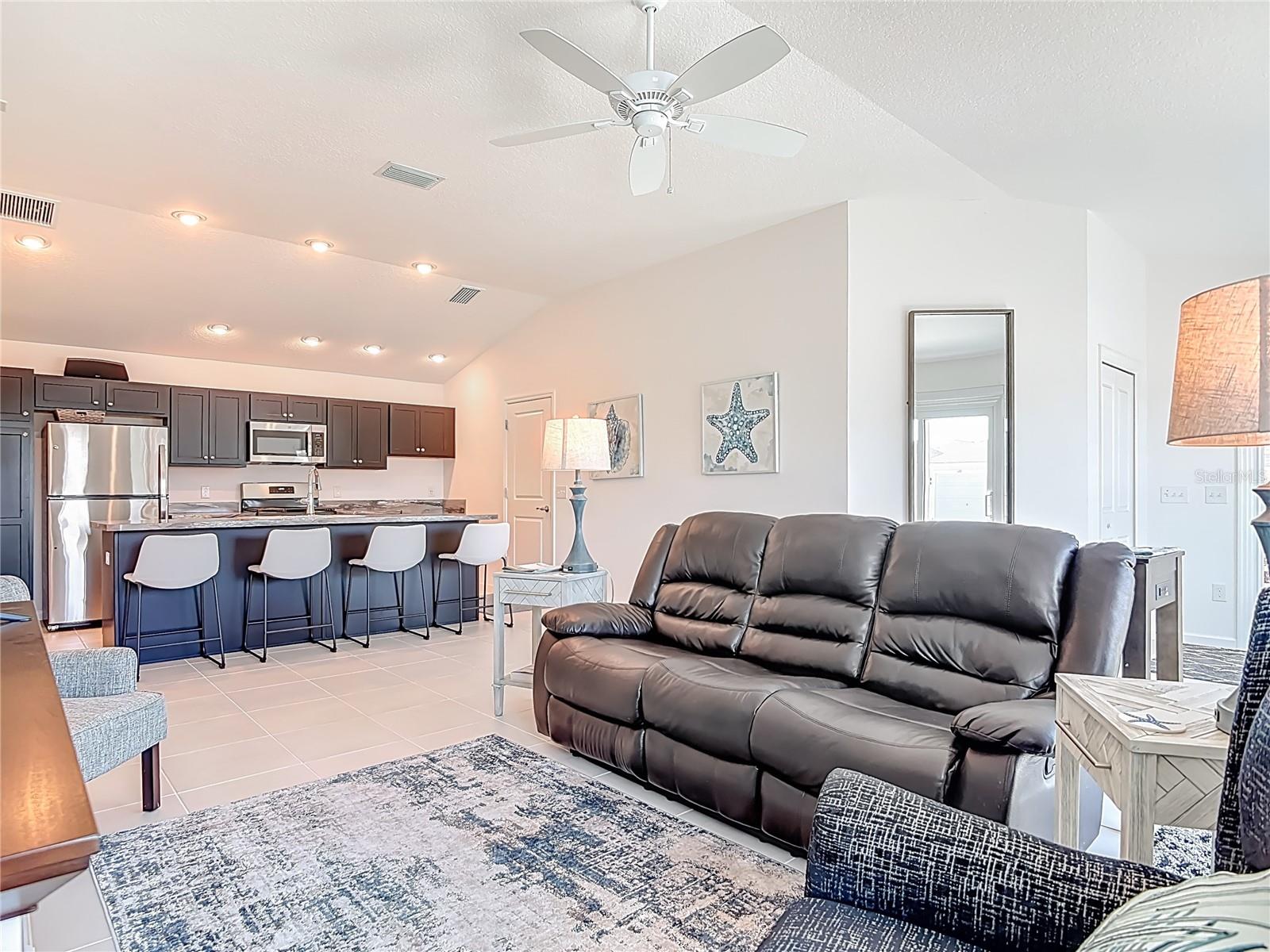 VILLAGES/FENNEY SWALLOWTALL VI - Residential