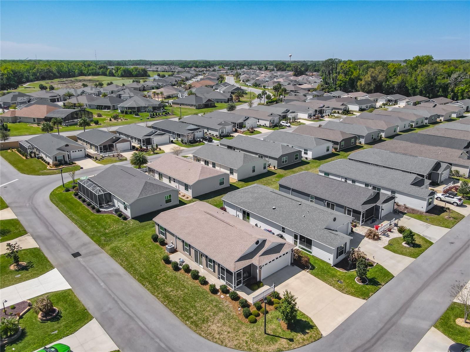 VILLAGES/FENNEY SWALLOWTALL VI - Residential