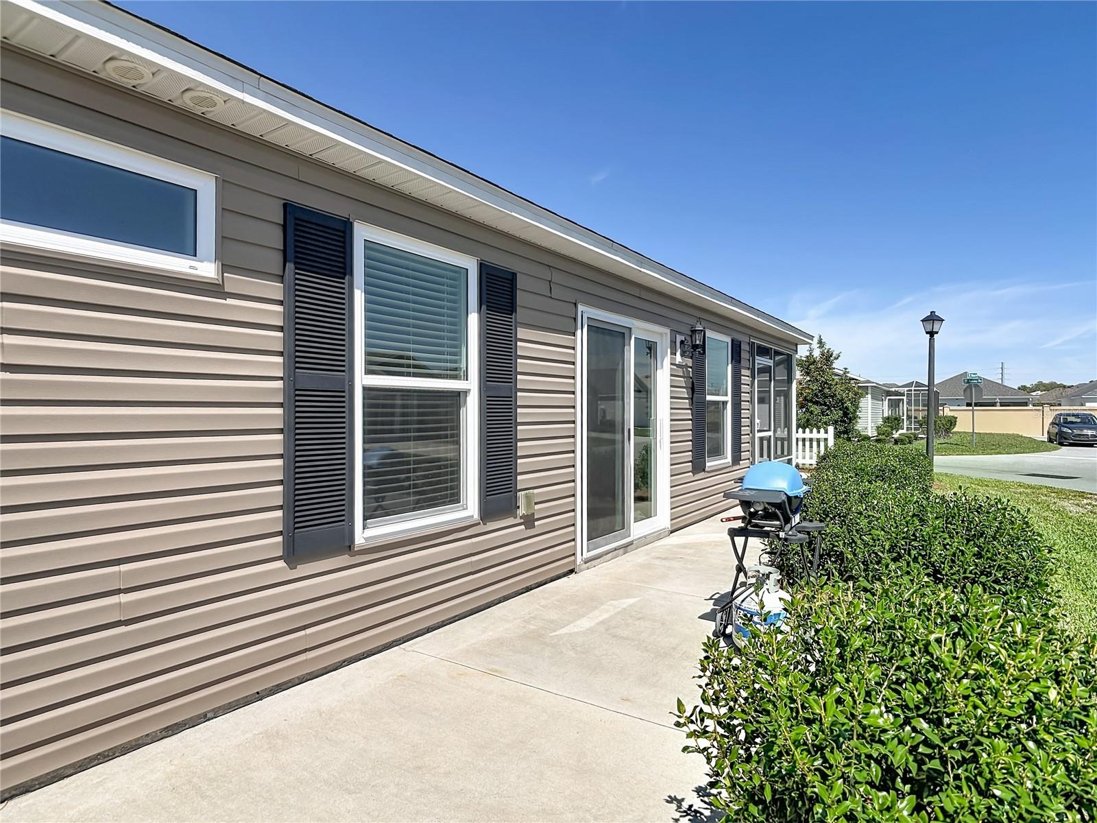 VILLAGES/FENNEY SWALLOWTALL VI - Residential