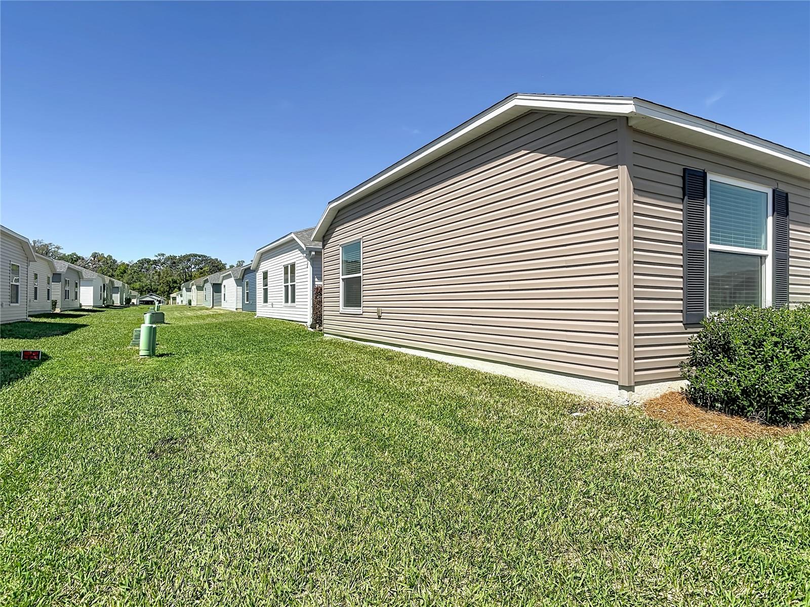 VILLAGES/FENNEY SWALLOWTALL VI - Residential