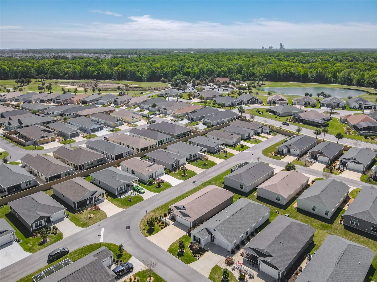 VILLAGES/FENNEY SWALLOWTALL VI - Residential