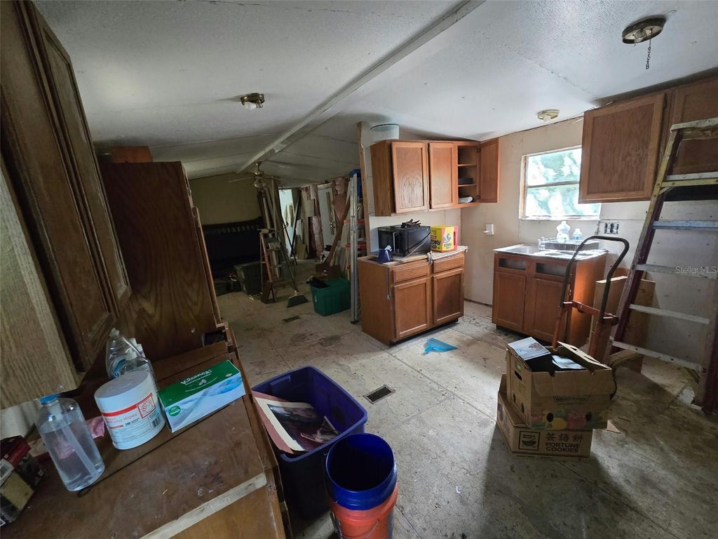 Photo of 251 Tarpon Boulevard, Palatka, FL 32177 (MLS # GC544069)