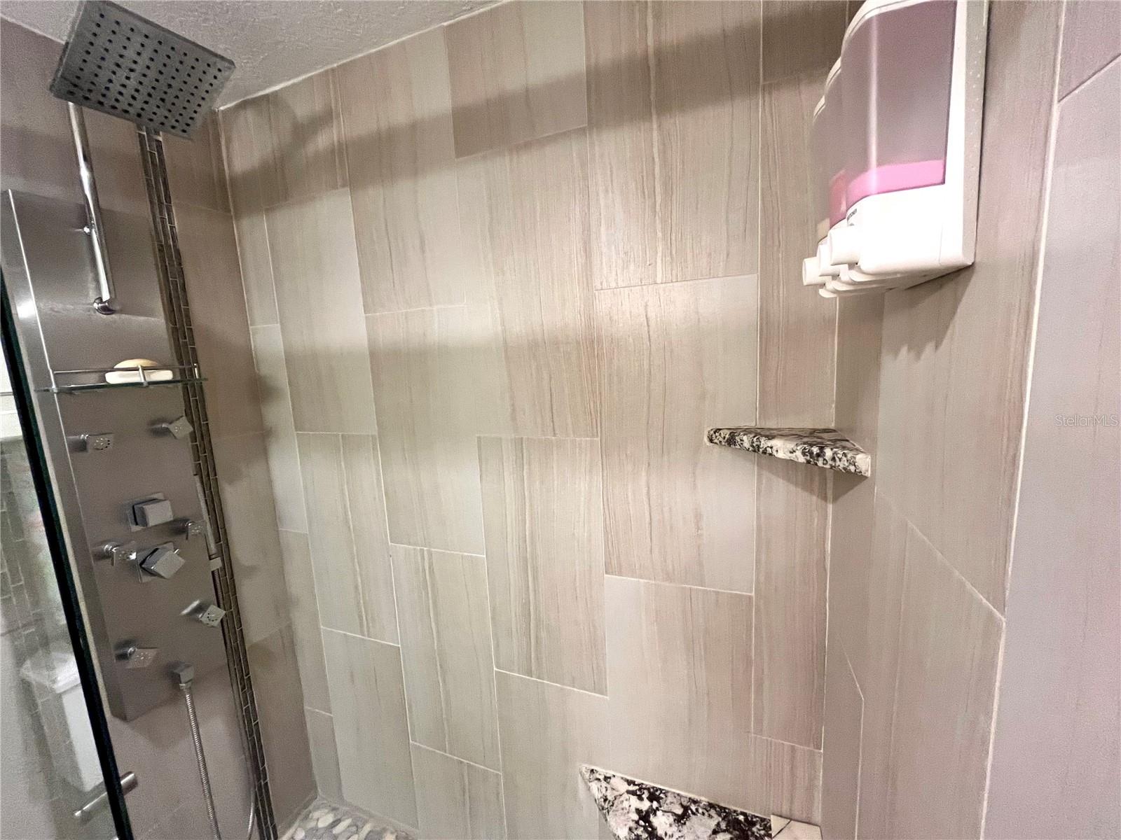 REGATTA BEACH CLUB CONDO - Residential