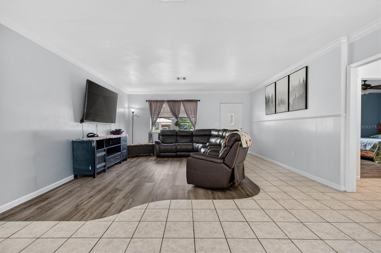 LEESBURG HILLSIDE MANOR - Residential