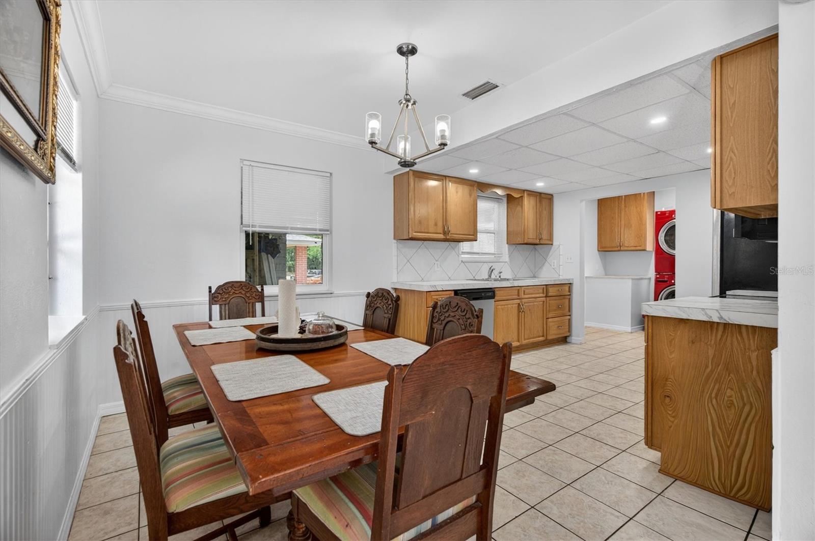 LEESBURG HILLSIDE MANOR - Residential