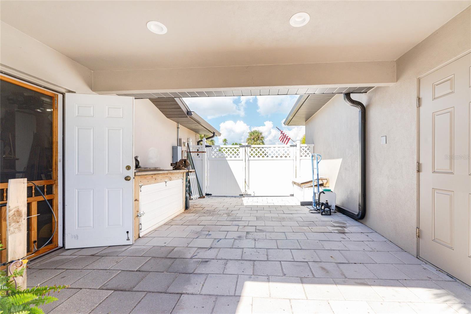 ROTONDA WEST OAKLAND HILLS - Residential