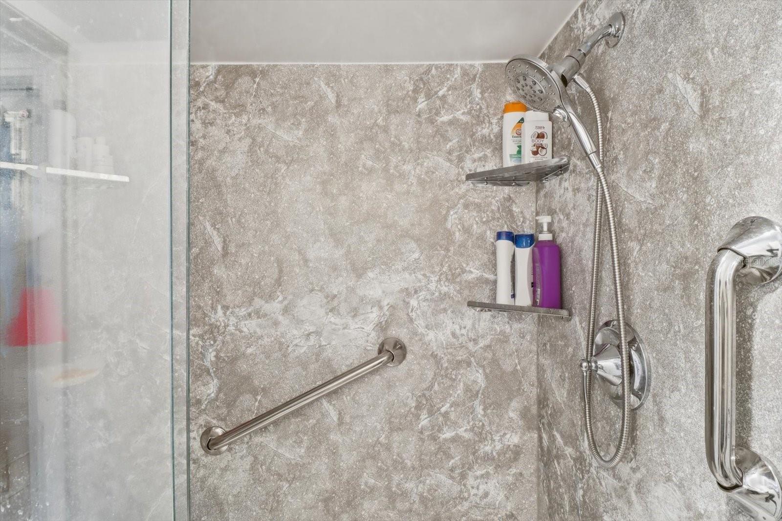 CITRUS SPGS UNIT 04 - Residential