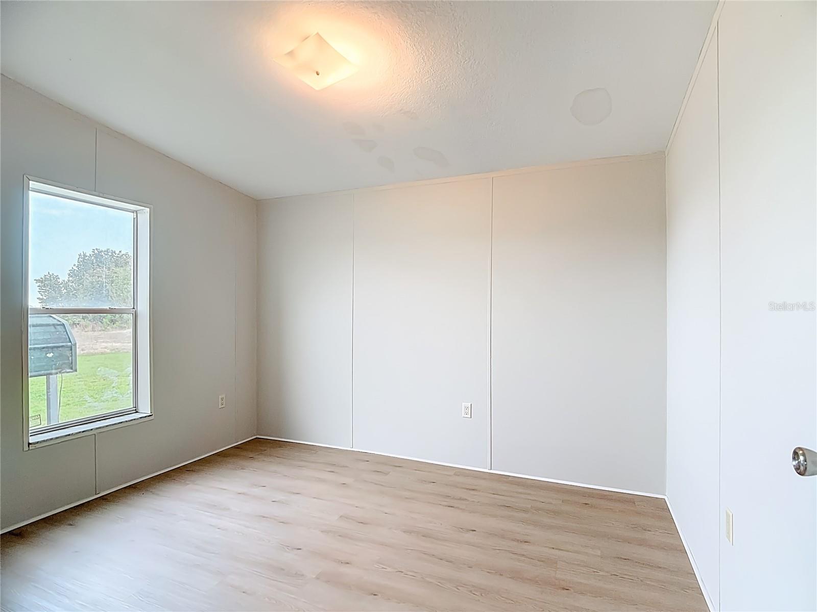 PARADISE COUNTRY ESTATES - Residential