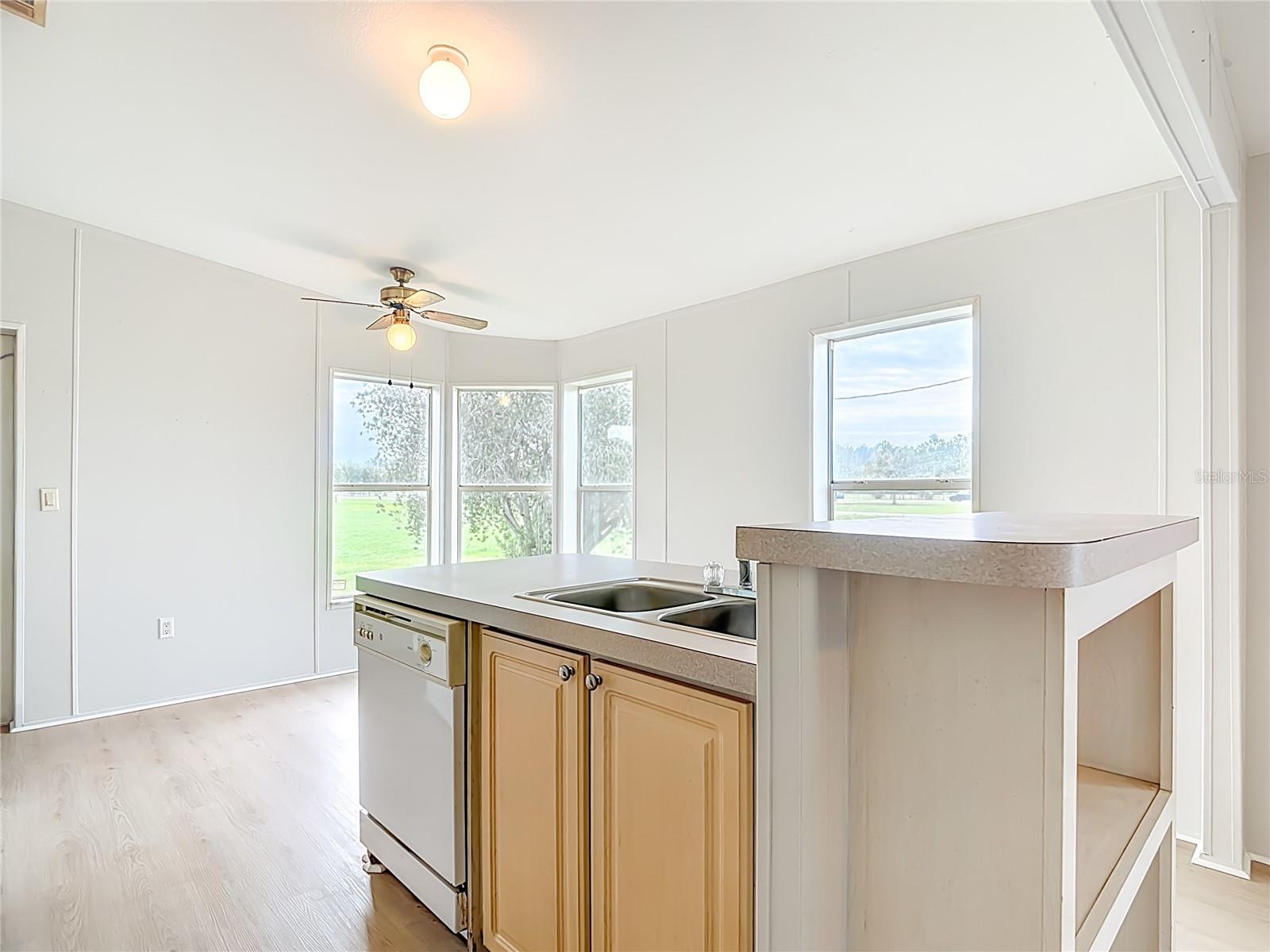 PARADISE COUNTRY ESTATES - Residential