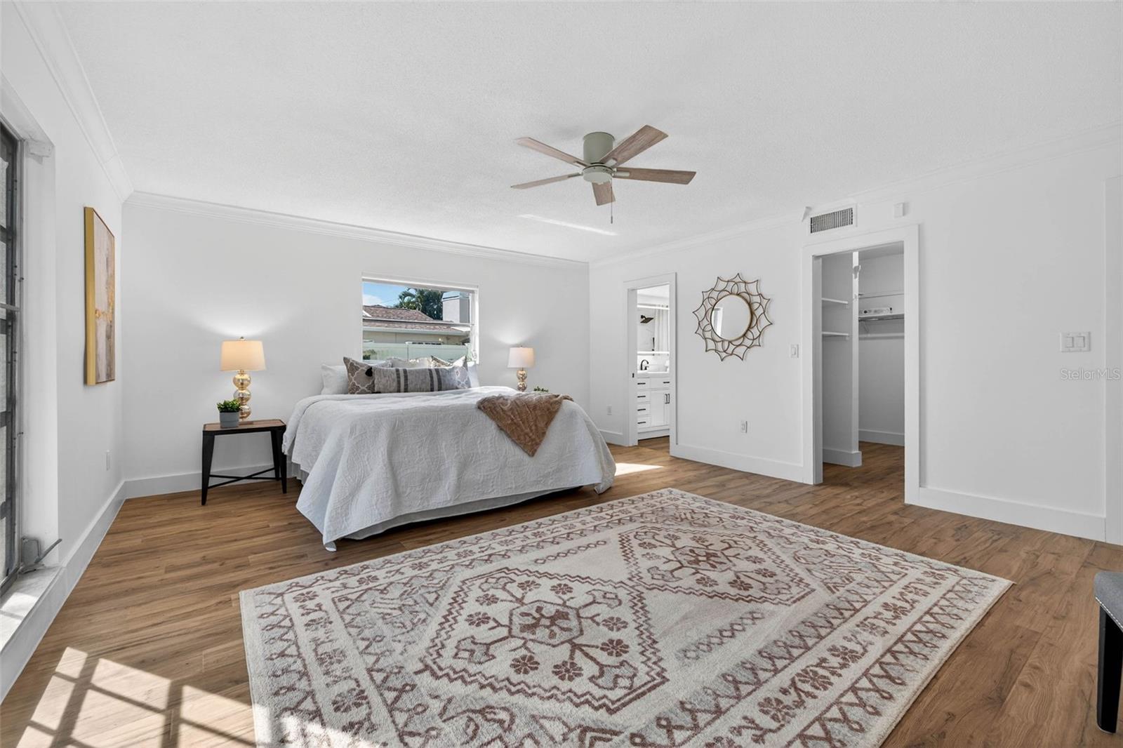 EDEN ISLE CONDO OF ST PETERSBURG - Residential