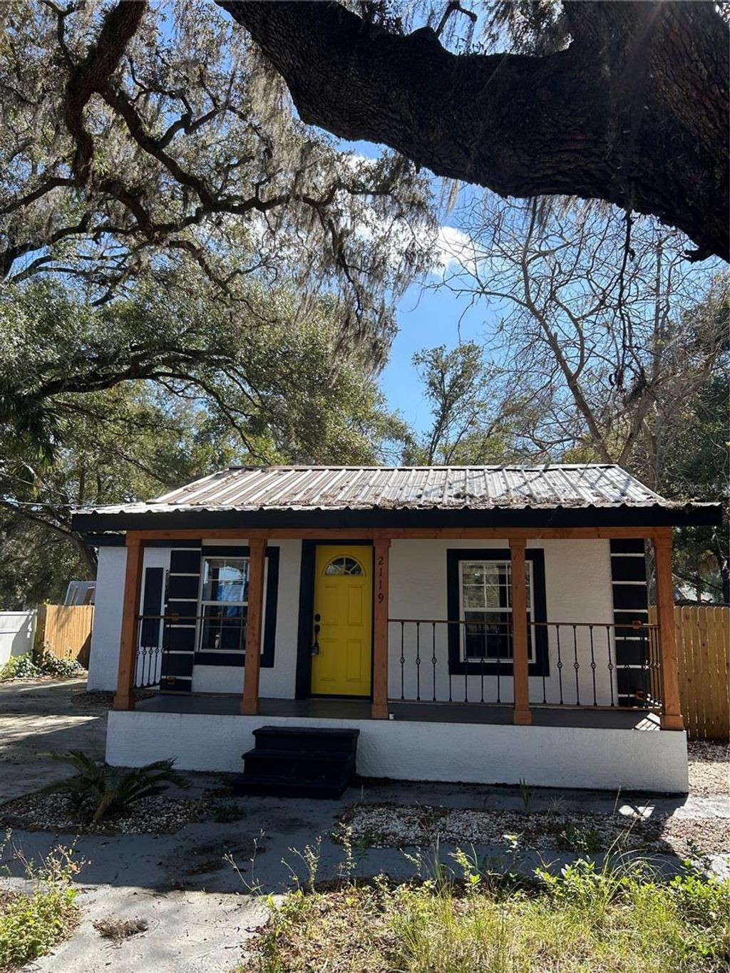 Photo of 2119 E Ellicott St, Tampa, FL 33610 (MLS # TB8473065)