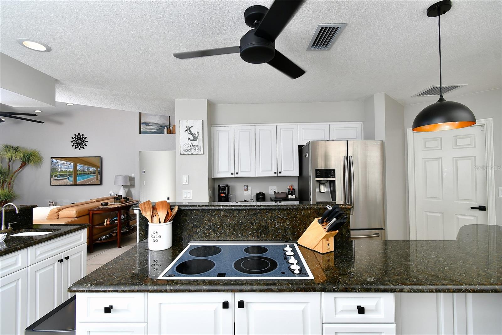 MARINERS PASS CONDO - Residential