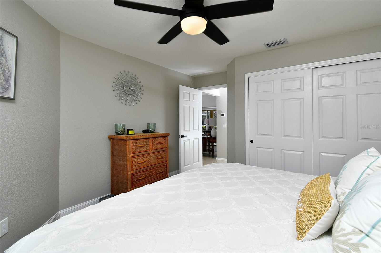 MARINERS PASS CONDO - Residential