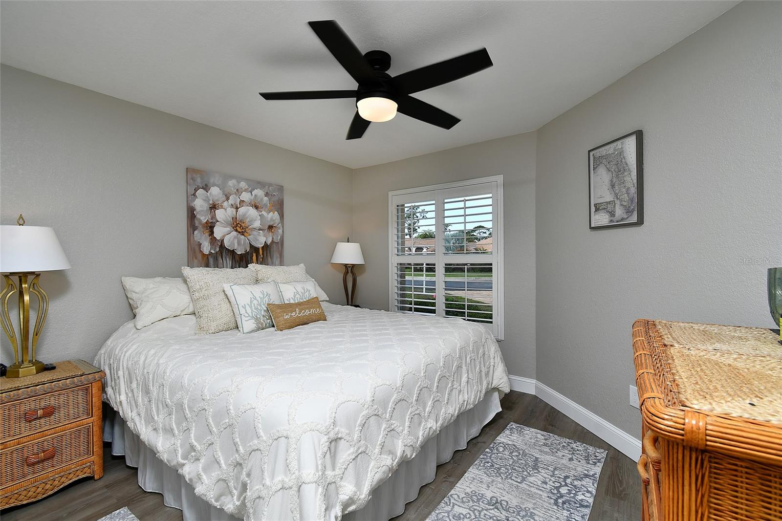 MARINERS PASS CONDO - Residential