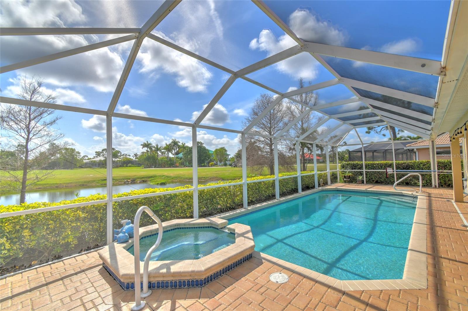 MARINERS PASS CONDO - Residential