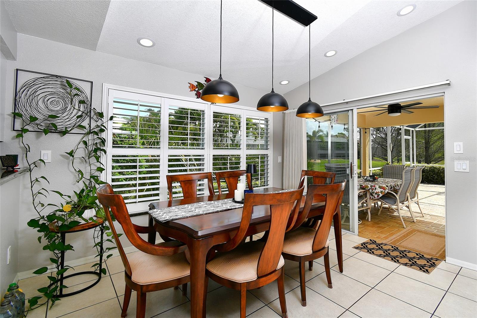 MARINERS PASS CONDO - Residential