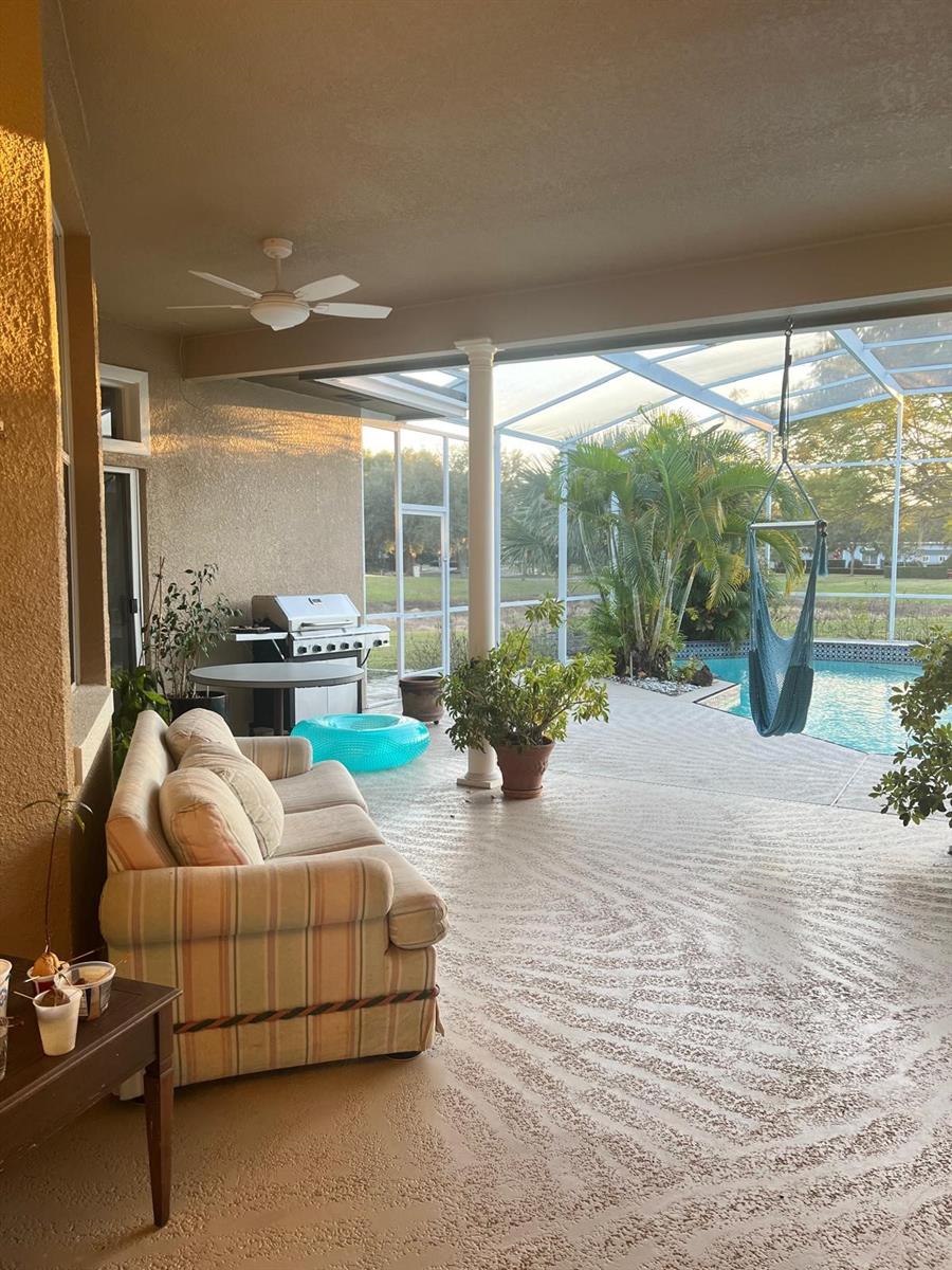 TUSKAWILLA TRAIL SUBD - Residential