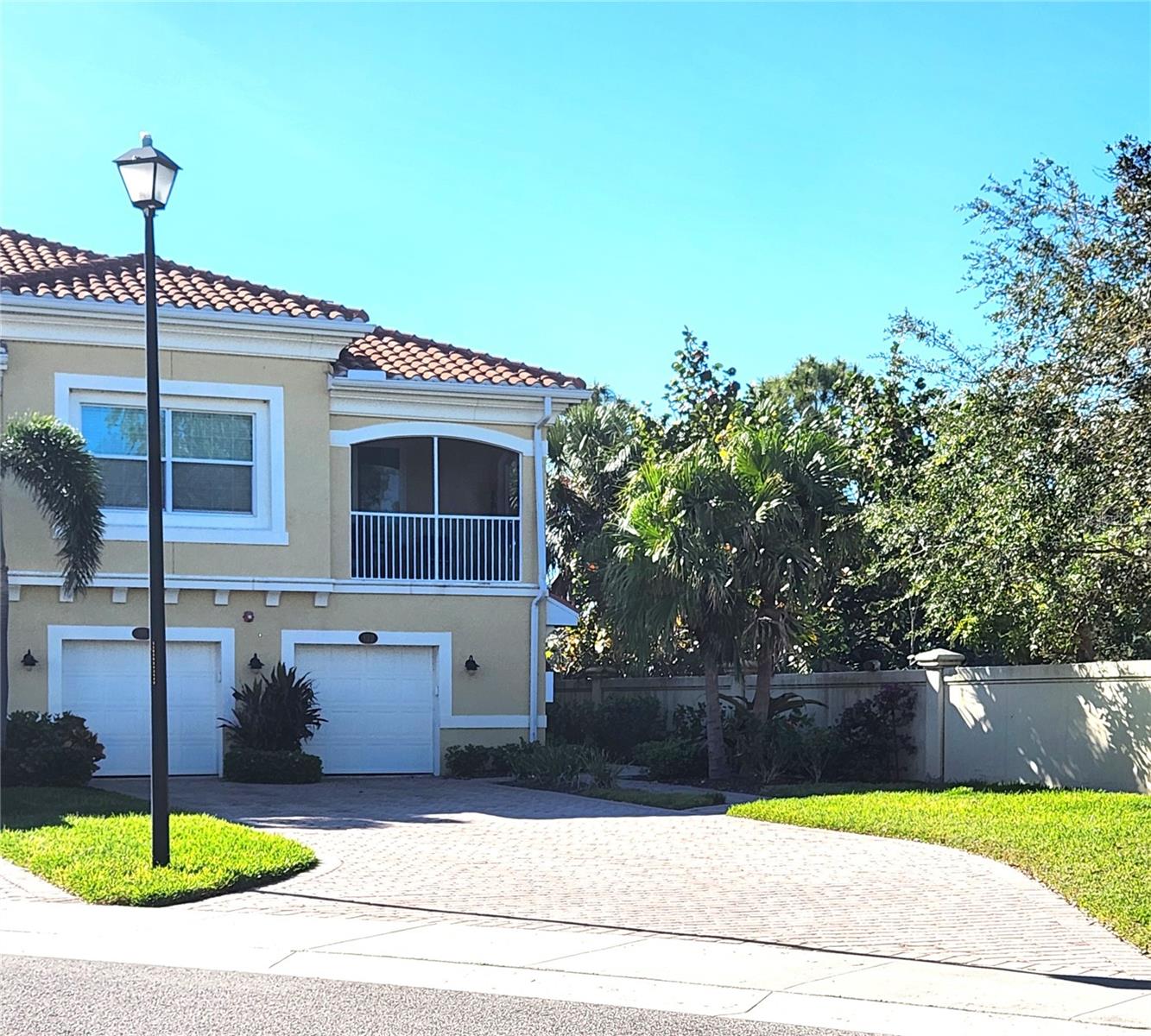 116 NAVIGATION CIRCLE 106