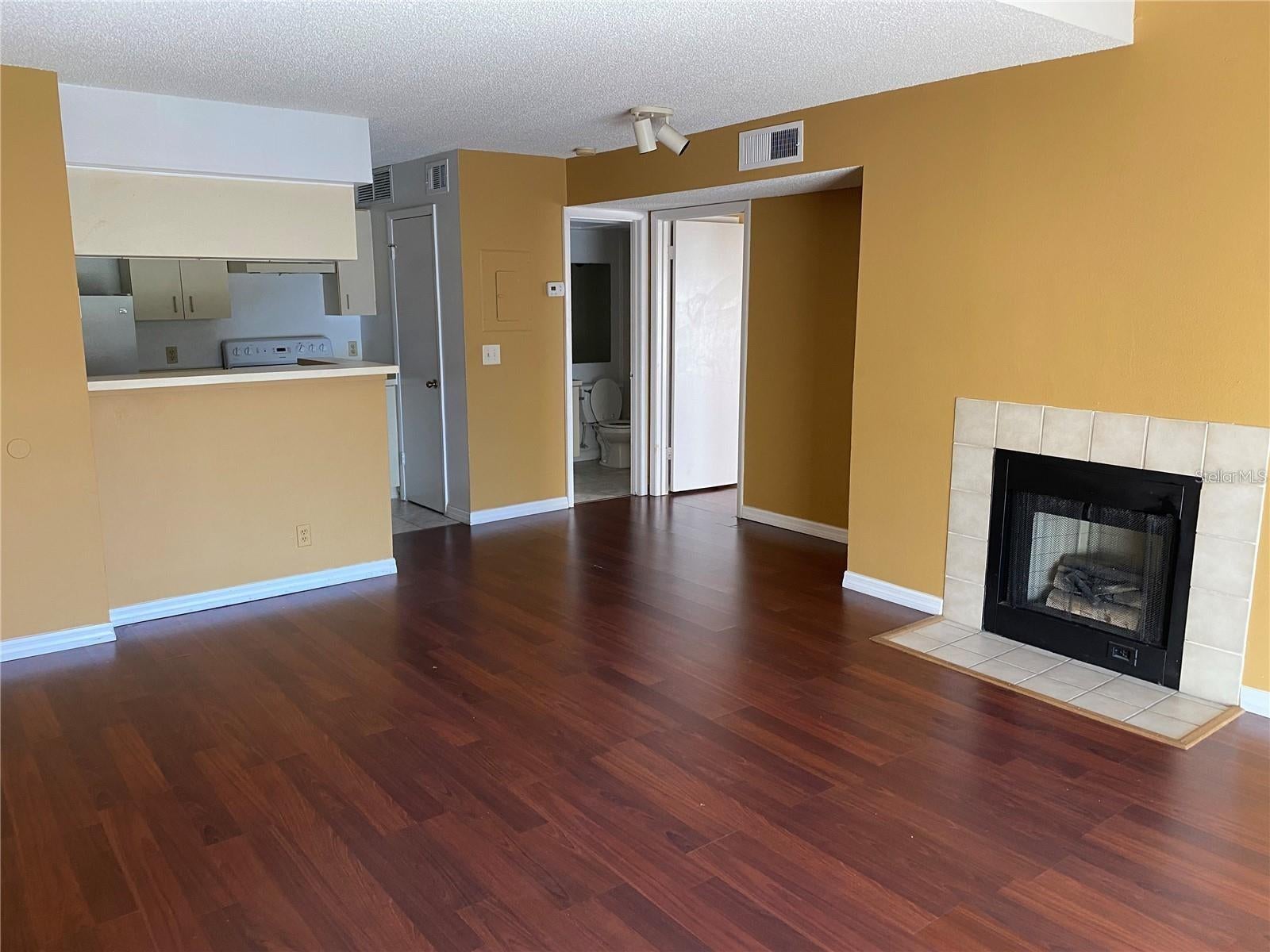 320 FORESTWAY CIRCLE 307