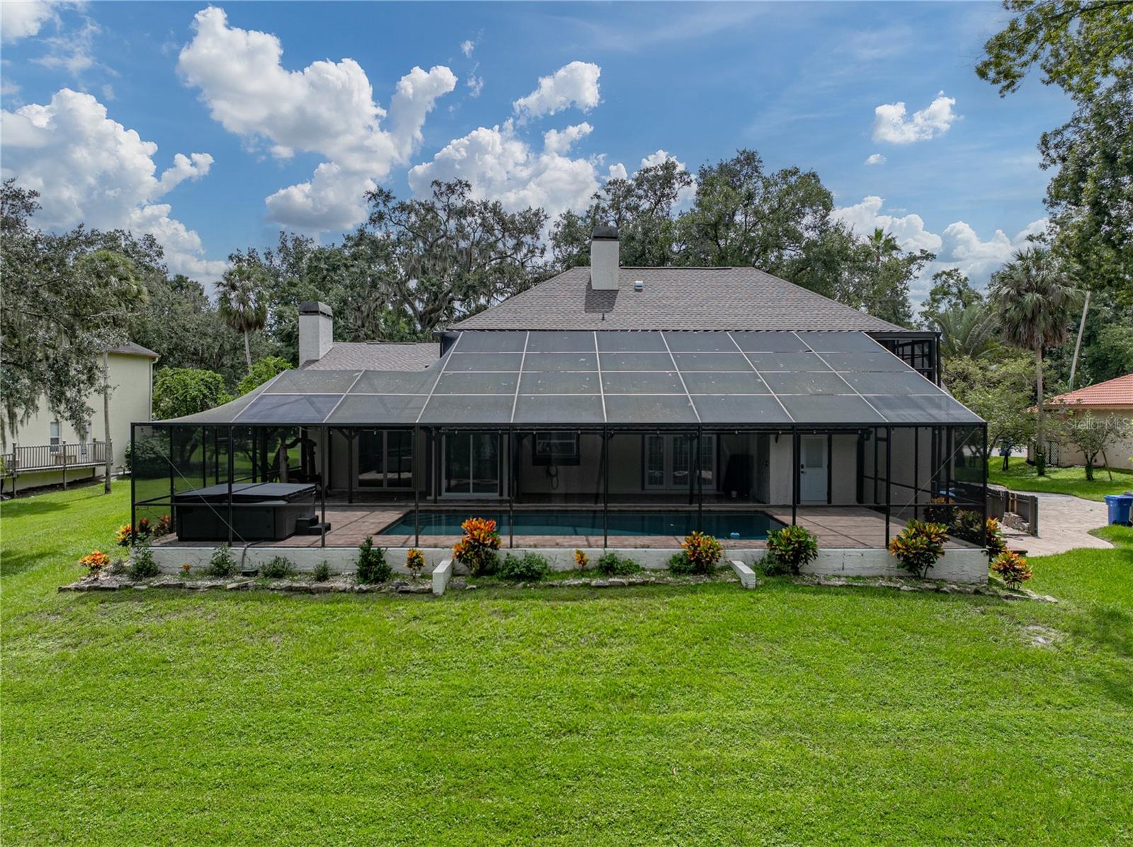 WATERFORD ON THE ALAFIA - Residential