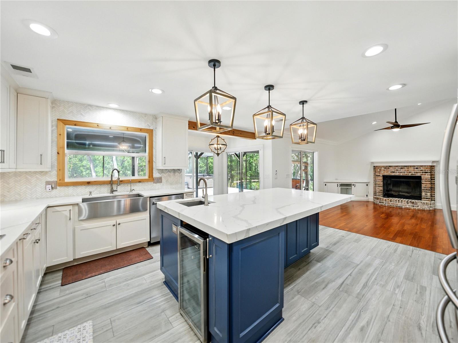 WATERFORD ON THE ALAFIA - Residential