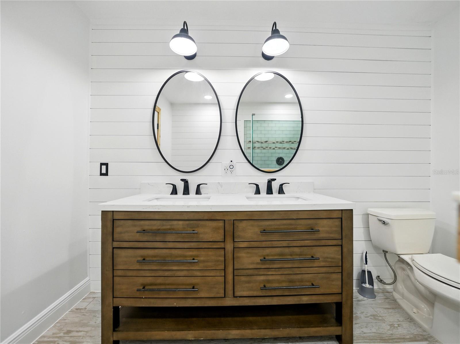 WATERFORD ON THE ALAFIA - Residential